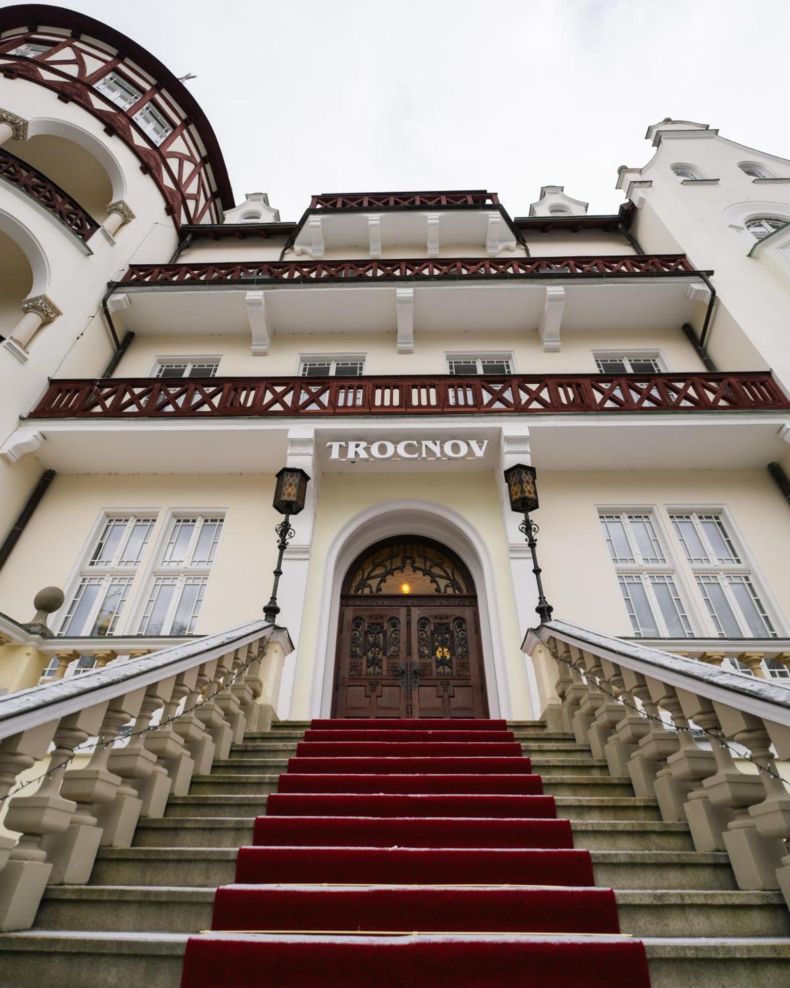 Lazensky Hotel Villa Smetana Karlsbad Exteriör bild